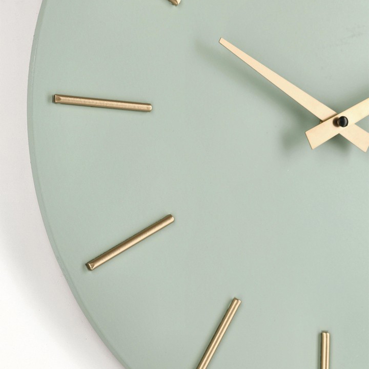 Reloj de pared minimalista diseño redondo 40 cm agujas doradas Timeline Venta