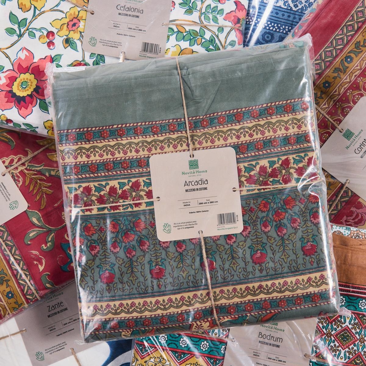 Plaid décoratif imprimé motif oriental multicolore Bodrum Remises