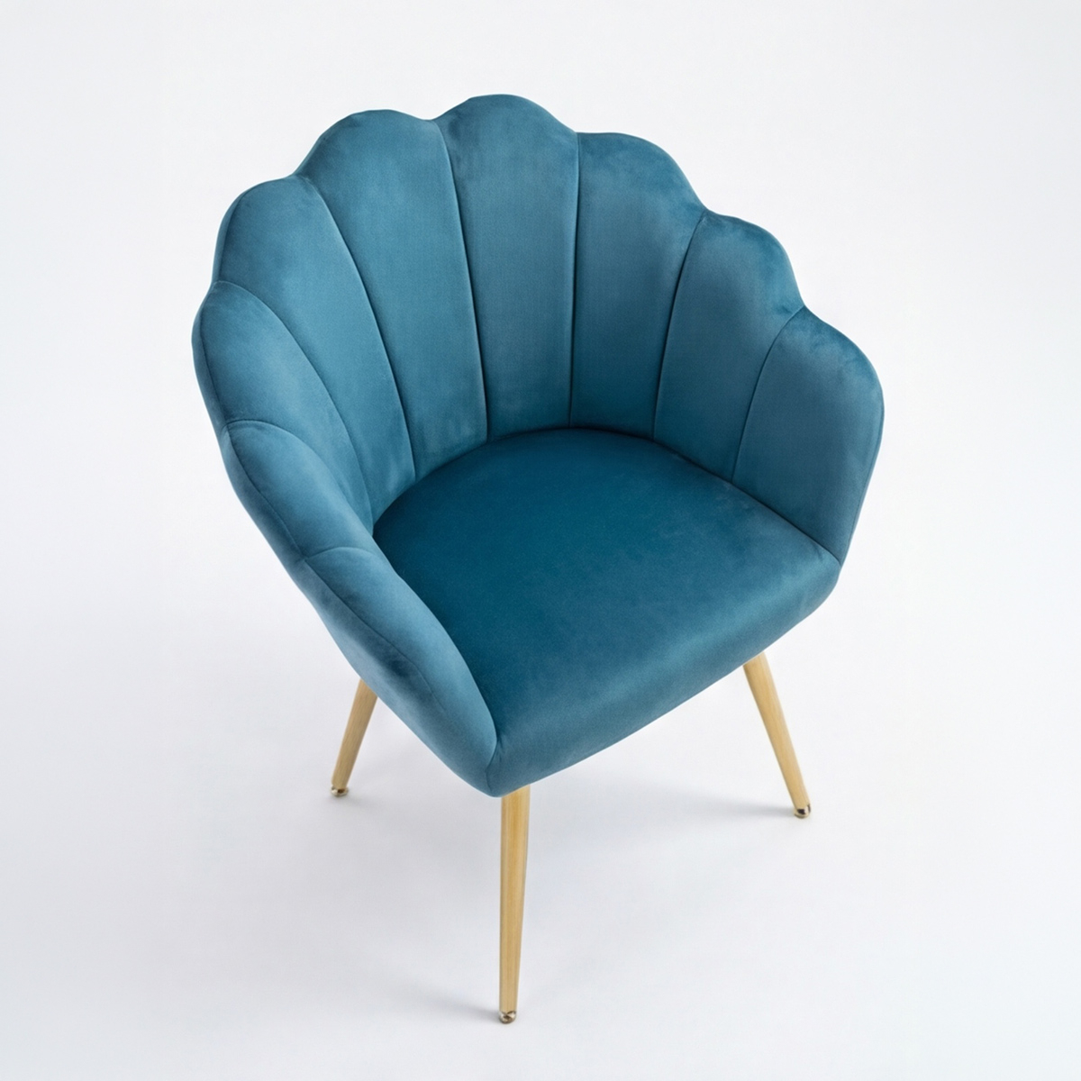 Sillón de terciopelo diseño concha Maelis