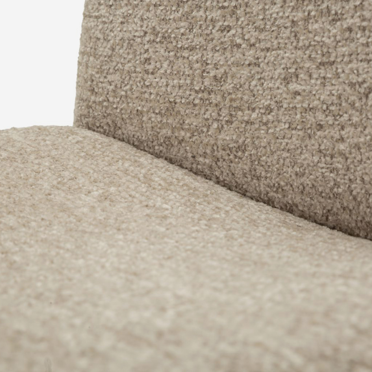 Fauteuil Japandi en tissu bouclette pour salon Kyoto Poise