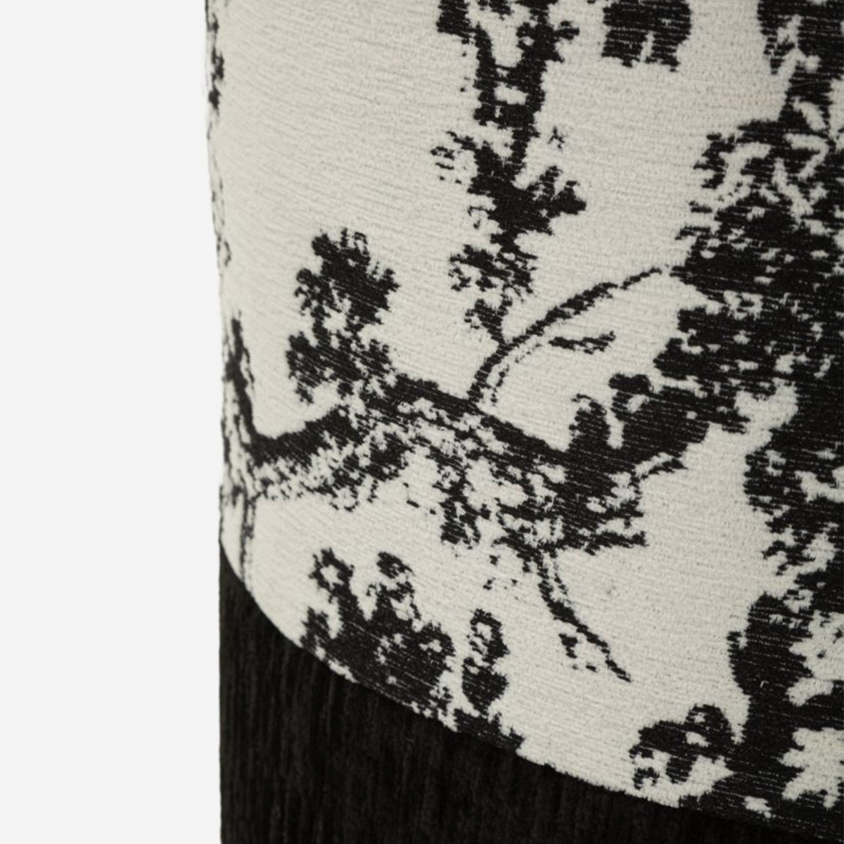 Runder gepolsterter Sitzhocker mit Stauraum Okinawa Monochrome Pouf