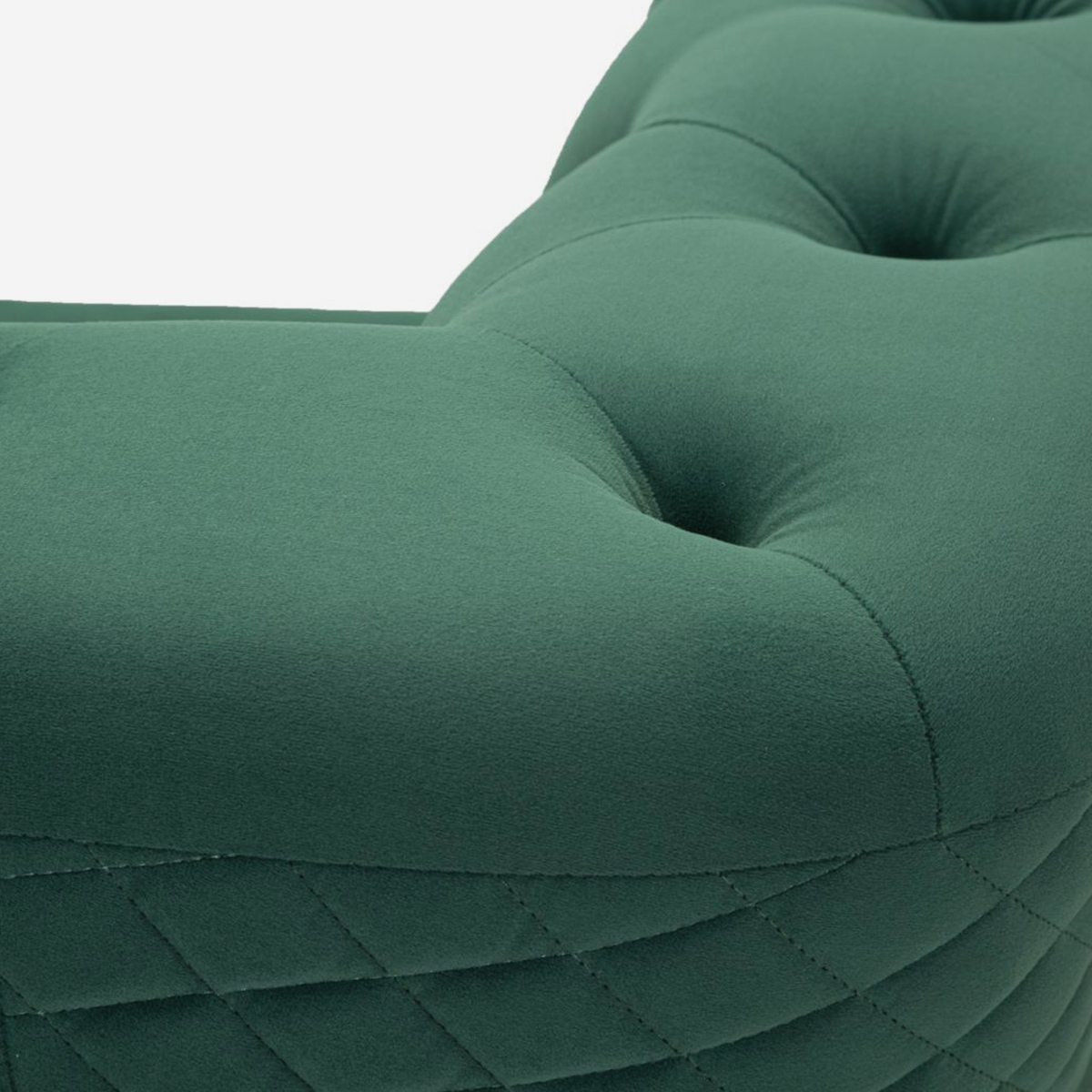 Sillón tapizado en terciopelo con cojín Emy