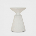 Table d’appoint intérieur extérieur en MGO Cone
