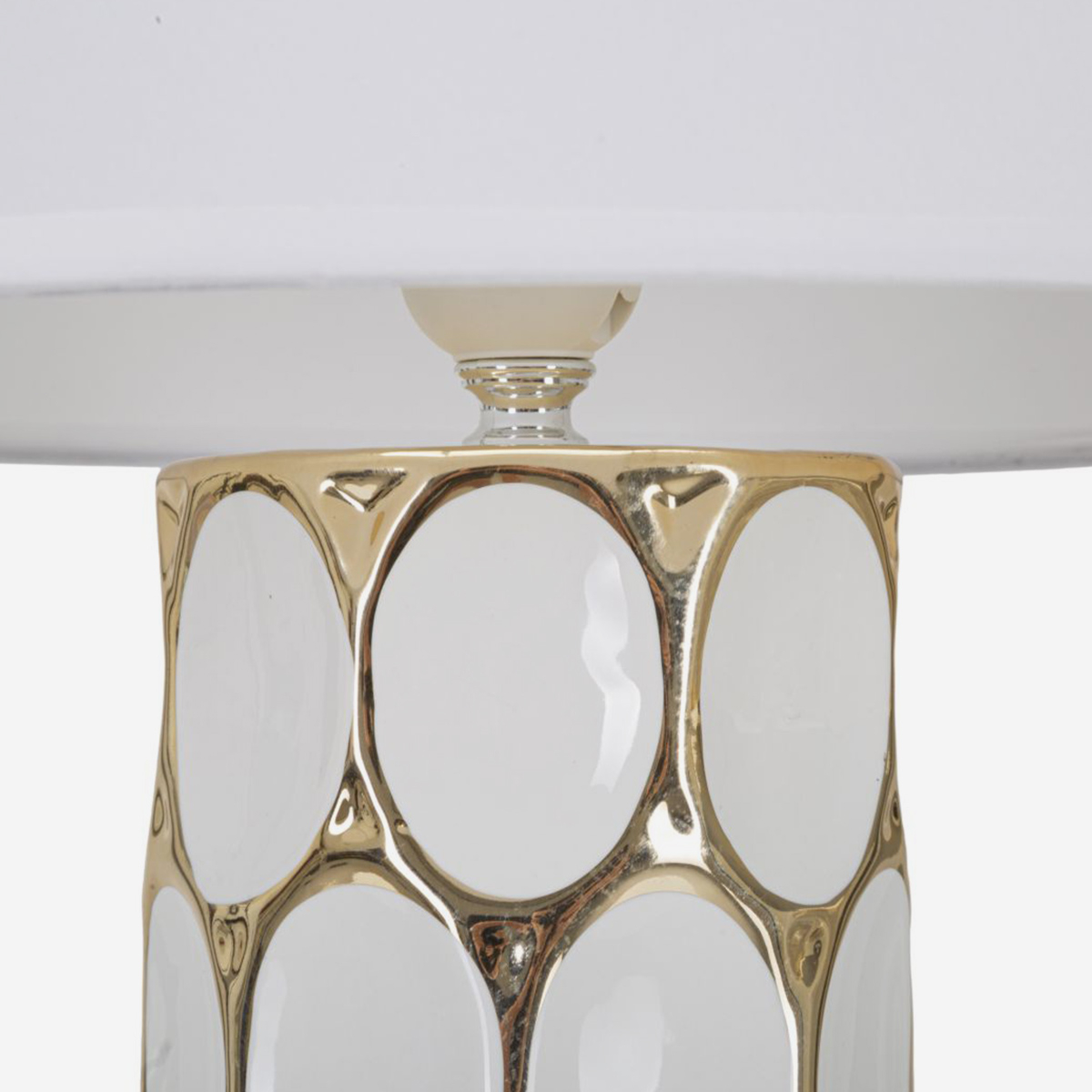 Lampada da tavolo in ceramica con paralume Glam Carv