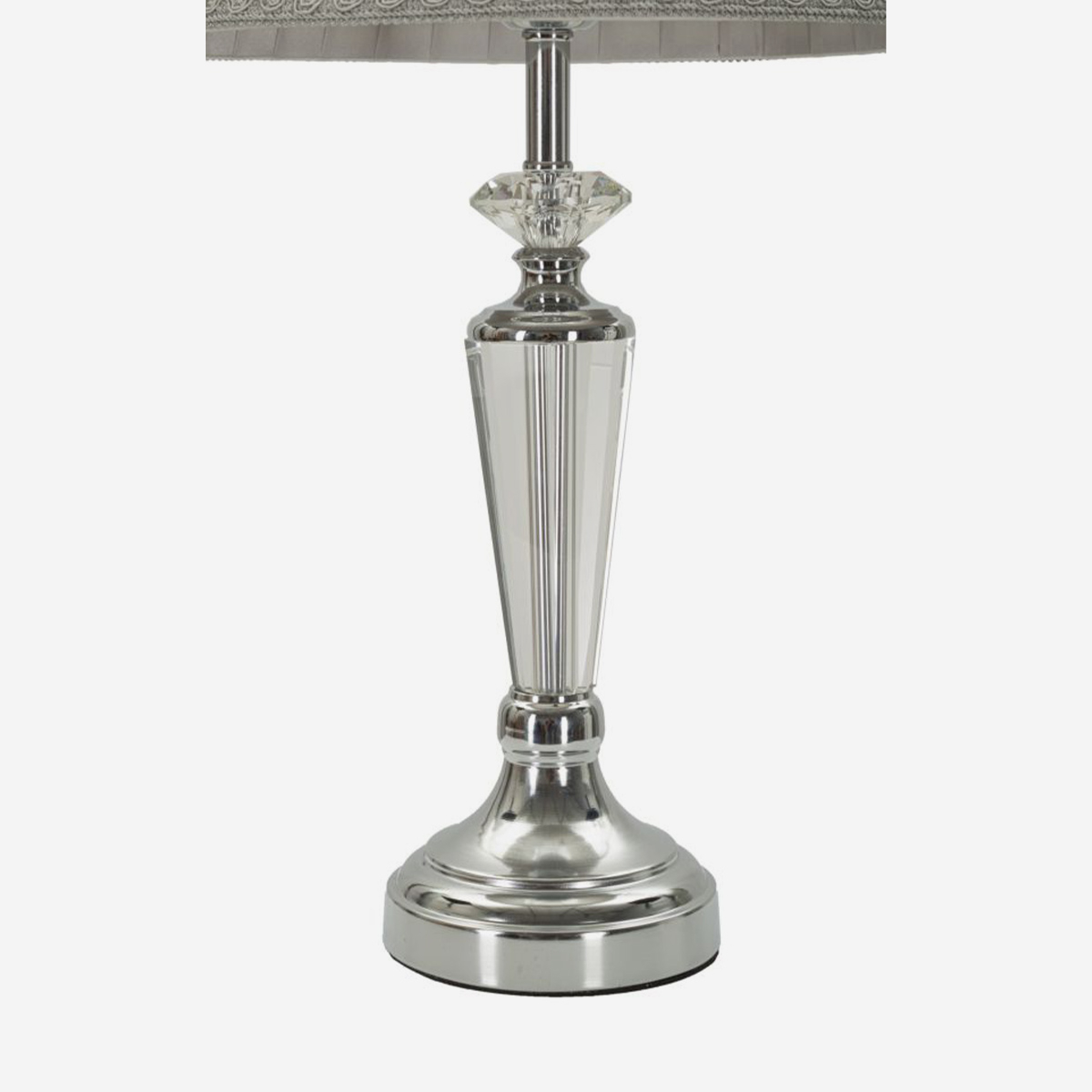 Lampada da tavolo in metallo vetro e tessuto Silvery