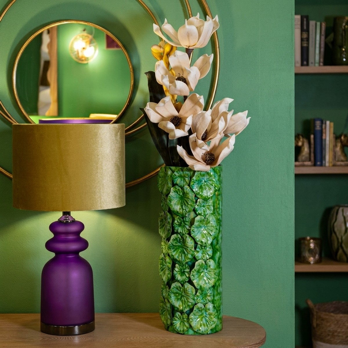 Vaso decorativo in ferro con rilievi floreali Drop 46