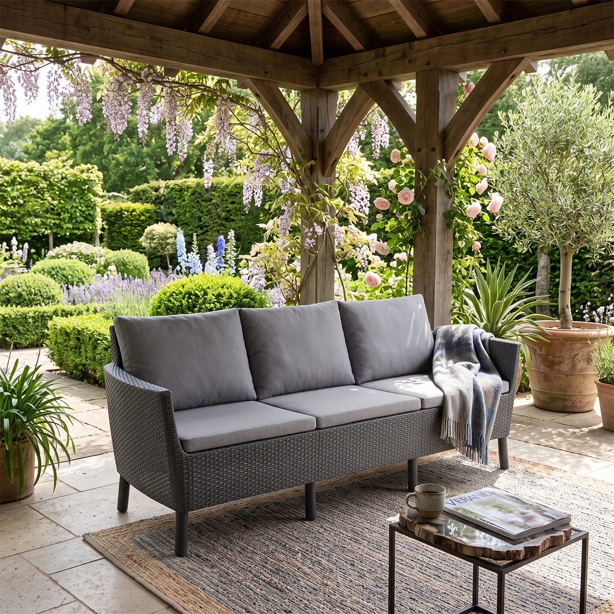 3-Sitzer Gartensofa in Rattanoptik mit Kissen Salemo