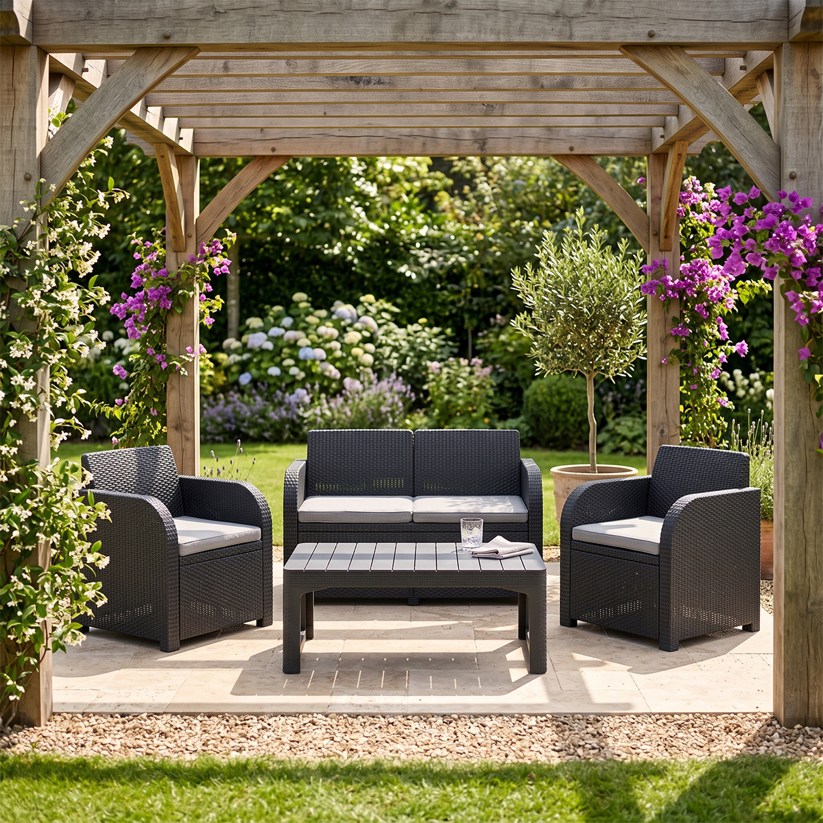 Gartenlounge aus Rattan mit höhenverstellbarem Tisch Carolina
