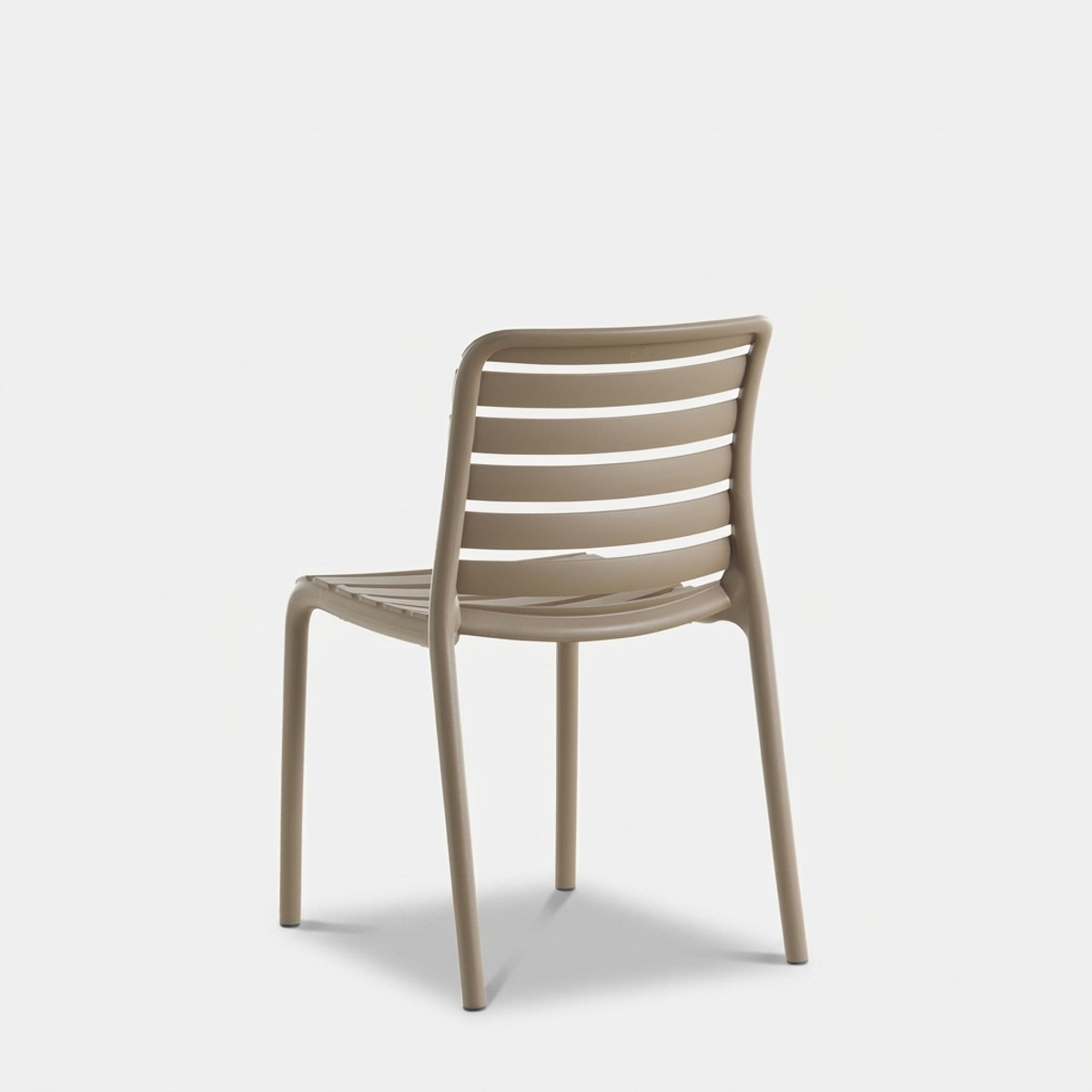 2er Set stapelbare Stühle für innen und außen Fenis Zanini Design