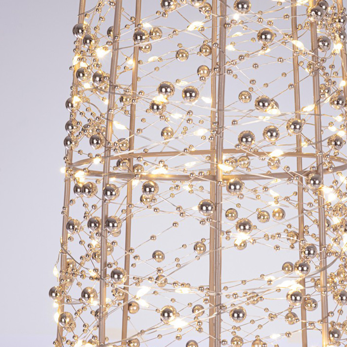 Lampe décorative en cône avec 1440 microleds Laila
